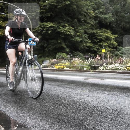 13.09.2026 - Stadtparktriathlon H.Heesch http://msf.ph/oto/10325370 13.09.2026 12:44:54 Radfahren 1078, 1102, 1233, 1247, 1258, 1302 meine-sportfotos.de