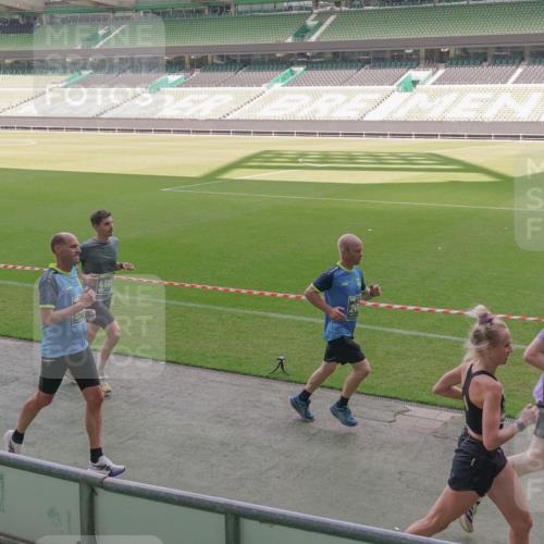 13.09.2026 - 21. swb-Marathon Bremen Michael Burmester http://msf.ph/oto/10325385 13.09.2026 12:54:47 Laufen im Stadion 161, 189, 201, 205, 313, 376, 385, 388, 461, 472, 481, 495, 541, 560, 615, 616, 666, 675, 696, 740, 816, 827, 913, 982, 1053, 1076, 1197, 1207, 1390, 1419, 1468, 1551, 1599, 1631, 1658, 1707, 1814, 2055, 2125, 2234, 2251, 2280, 2319, 2362, 2383, 2390, 2401, 2422, 2454, 2474, 2499, 2623, 2701, 2733, 2801, 2824, 2870, 2882, 2913, 2922, 2962, 2971, 2997, 3012, 3054, 3057, 3134, 3175, 3206, 3241, 3246, 3346, 3356, 3357, 3413, 3706, 3716, 3836, 4137, 6106 meine-sportfotos.de