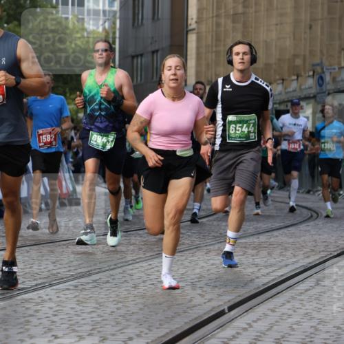 13.09.2026 - 21. swb-Marathon Bremen Strokosch-Dieckow http://msf.ph/oto/10325390 13.09.2026 13:24:55 Ziel 282, 789, 790, 1516, 1582, 2280, 3375, 3524, 3994, 4277, 5328, 5572, 5668, 5669, 5953, 6080, 6626, 7568, 8310, 8636, 8784, 8881, 9264, 9541, 9573, 9676, 10069, 10071, 10097, 1080, 1166, 1264, 1436, 1448, 2322, 3105, 4091, 4113, 4507, 4918, 6079, 6544, 6943, 7409, 8245, 9073, 9152, 9360, 9493, 13088 meine-sportfotos.de
