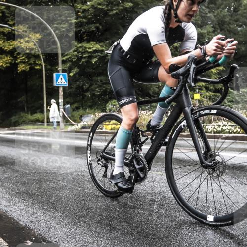 13.09.2026 - Stadtparktriathlon H.Heesch http://msf.ph/oto/10325395 13.09.2026 12:45:22 Radfahren 1267, 1280 meine-sportfotos.de