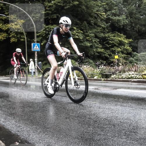 13.09.2026 - Stadtparktriathlon H.Heesch http://msf.ph/oto/10325398 13.09.2026 12:45:26 Radfahren 1088, 1120, 1225, 1226, 1280 meine-sportfotos.de