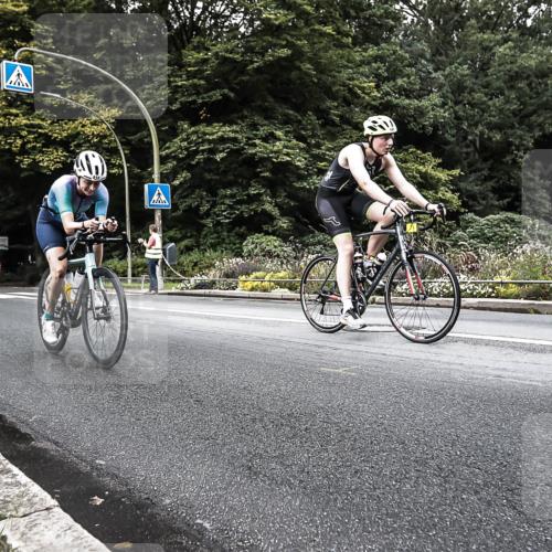 13.09.2026 - Stadtparktriathlon H.Heesch http://msf.ph/oto/10325412 13.09.2026 11:34:09 Radfahren 625, 639, 730, 792, 814, 1798 meine-sportfotos.de