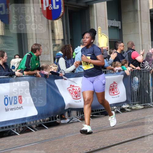 13.09.2026 - 21. swb-Marathon Bremen Strokosch-Dieckow http://msf.ph/oto/10325414 13.09.2026 11:00:43 Ziel 10093, 10367, 10368, 10428, 10639, 10753, 10857, 10892, 10964, 10965, 11049, 11055, 11116, 11247, 11359, 11428, 11540, 11681, 11682, 11728, 11804, 11819, 11850, 12006, 12085, 12116, 12241, 12283, 12428, 10263, 10272, 10275, 10306, 10369, 10677, 11045, 11126, 11162, 11180, 11343, 11475, 11556, 11687, 11708, 11769, 11797, 11819, 11838, 11959, 12018, 12397, 12430 meine-sportfotos.de