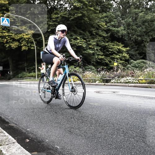 13.09.2026 - Stadtparktriathlon H.Heesch http://msf.ph/oto/10325425 13.09.2026 11:34:10 Radfahren 625, 639, 730, 792, 795, 814, 820, 1798 meine-sportfotos.de