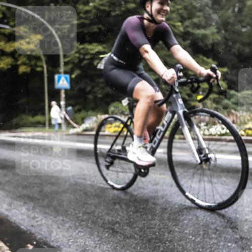13.09.2026 - Stadtparktriathlon H.Heesch http://msf.ph/oto/10325436 13.09.2026 12:45:47 Radfahren 1087, 1153, 1254 meine-sportfotos.de