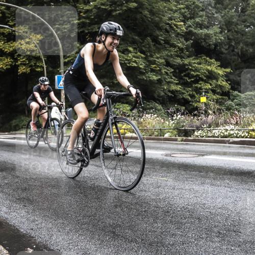 13.09.2026 - Stadtparktriathlon H.Heesch http://msf.ph/oto/10325444 13.09.2026 12:45:49 Radfahren 1087, 1153, 1255 meine-sportfotos.de