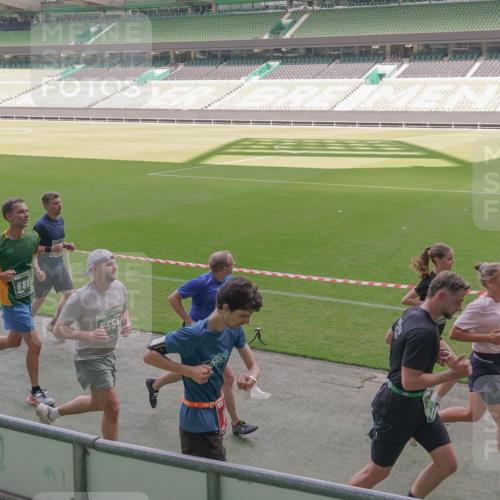 13.09.2026 - 21. swb-Marathon Bremen Michael Burmester http://msf.ph/oto/10325447 13.09.2026 12:54:50 Laufen im Stadion 161, 189, 201, 205, 313, 376, 385, 388, 461, 472, 481, 495, 541, 560, 615, 616, 666, 675, 696, 740, 816, 827, 913, 982, 1053, 1058, 1076, 1197, 1207, 1390, 1419, 1468, 1551, 1599, 1631, 1645, 1658, 1707, 1814, 2055, 2125, 2234, 2251, 2280, 2319, 2362, 2383, 2390, 2422, 2454, 2474, 2499, 2623, 2701, 2733, 2801, 2824, 2870, 2882, 2913, 2922, 2962, 2971, 2997, 3012, 3054, 3057, 3134, 3175, 3192, 3206, 3241, 3246, 3346, 3356, 3357, 3413, 3706, 3716, 3836, 4137, 5530, 6106 meine-sportfotos.de