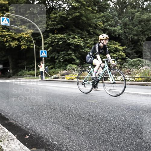 13.09.2026 - Stadtparktriathlon H.Heesch http://msf.ph/oto/10325448 13.09.2026 11:34:13 Radfahren 625, 746, 792, 795, 814, 820, 885 meine-sportfotos.de