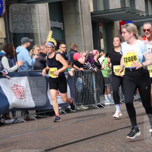 13.09.2026 - 21. swb-Marathon Bremen Strokosch-Dieckow http://msf.ph/oto/10325458 13.09.2026 11:00:44 Ziel 10093, 10367, 10368, 10428, 10639, 10753, 10857, 10892, 10964, 10965, 11049, 11055, 11116, 11247, 11359, 11428, 11540, 11681, 11682, 11728, 11804, 11850, 12006, 12085, 12116, 12241, 12283, 12428, 10263, 10272, 10275, 10306, 10369, 10677, 10857, 11045, 11126, 11162, 11180, 11343, 11475, 11556, 11687, 11708, 11769, 11797, 11819, 11838, 11959, 12018, 12397, 12430 meine-sportfotos.de