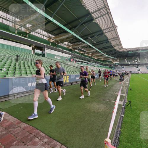 13.09.2026 - 21. swb-Marathon Bremen Michael Burmester http://msf.ph/oto/10325467 13.09.2026 13:29:03 Laufen im Stadion 111, 171, 220, 422, 476, 478, 685, 726, 729, 754, 829, 888, 925, 986, 1079, 1217, 1220, 1242, 1270, 1298, 1325, 1384, 1496, 1615, 1741, 1777, 1886, 1958, 1984, 2236, 2238, 2263, 2326, 2365, 2436, 2472, 2502, 2546, 2574, 2593, 2740, 2743, 2830, 2862, 2868, 2924, 2991, 3020, 3053, 3061, 3129, 3154, 3238, 3274, 3286, 3321, 3361, 3563, 3589, 3594, 3595, 3605, 3678, 3694, 3755, 3758, 3798, 3826, 3853, 3885, 3898, 3953, 3965, 3971, 3987, 4011, 4108, 4238, 4457, 4660 meine-sportfotos.de