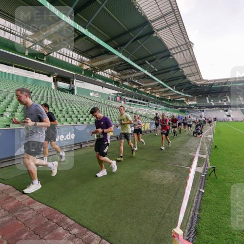 13.09.2026 - 21. swb-Marathon Bremen Michael Burmester http://msf.ph/oto/10325473 13.09.2026 13:29:04 Laufen im Stadion 111, 171, 220, 422, 476, 478, 685, 726, 729, 754, 829, 888, 925, 986, 1079, 1217, 1220, 1242, 1270, 1298, 1325, 1384, 1496, 1615, 1741, 1777, 1886, 1958, 1984, 2236, 2238, 2263, 2326, 2365, 2436, 2472, 2502, 2546, 2574, 2593, 2740, 2743, 2830, 2862, 2868, 2924, 2991, 3020, 3053, 3061, 3129, 3154, 3238, 3274, 3286, 3321, 3361, 3563, 3589, 3594, 3595, 3605, 3678, 3694, 3755, 3758, 3798, 3826, 3853, 3885, 3898, 3953, 3965, 3971, 3987, 4011, 4108, 4238, 4457, 4660 meine-sportfotos.de