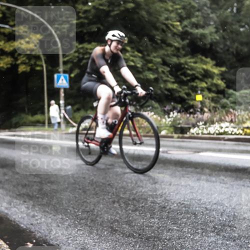 13.09.2026 - Stadtparktriathlon H.Heesch http://msf.ph/oto/10325474 13.09.2026 12:46:00 Radfahren 1228, 1242, 1245, 1261, 1282 meine-sportfotos.de