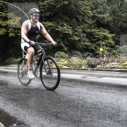13.09.2026 - Stadtparktriathlon H.Heesch http://msf.ph/oto/10325483 13.09.2026 12:46:07 Radfahren 1065, 1248 meine-sportfotos.de
