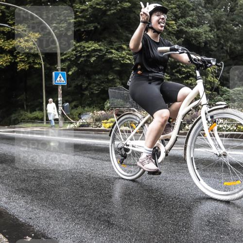 13.09.2026 - Stadtparktriathlon H.Heesch http://msf.ph/oto/10325504 13.09.2026 12:46:14 Radfahren 1052, 1082, 1158, 1269 meine-sportfotos.de