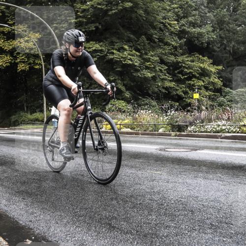 13.09.2026 - Stadtparktriathlon H.Heesch http://msf.ph/oto/10325525 13.09.2026 12:46:35 Radfahren 1076, 1108, 1111, 1149, 1179, 1299 meine-sportfotos.de