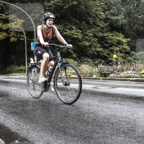 13.09.2026 - Stadtparktriathlon H.Heesch http://msf.ph/oto/10325530 13.09.2026 12:46:36 Radfahren 1076, 1108, 1111, 1149, 1152, 1179, 1299 meine-sportfotos.de