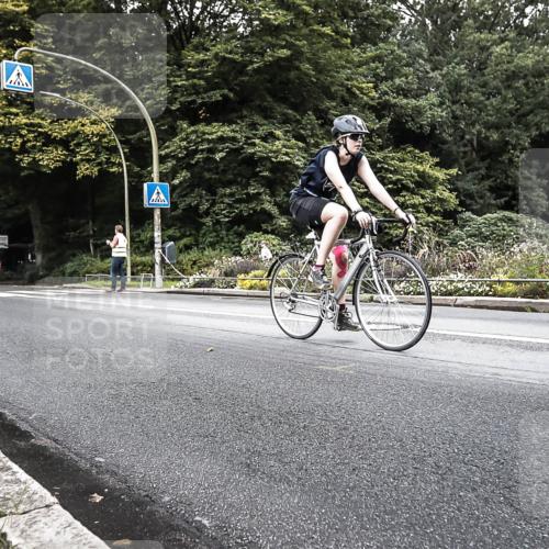 13.09.2026 - Stadtparktriathlon H.Heesch http://msf.ph/oto/10325539 13.09.2026 11:35:12 Radfahren 759, 763, 816 meine-sportfotos.de