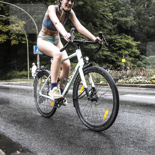 13.09.2026 - Stadtparktriathlon H.Heesch http://msf.ph/oto/10325547 13.09.2026 12:46:38 Radfahren 1111, 1149, 1152, 1179, 1299 meine-sportfotos.de