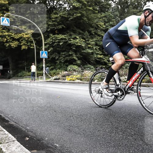 13.09.2026 - Stadtparktriathlon H.Heesch http://msf.ph/oto/10325548 13.09.2026 11:35:28 Radfahren 879 meine-sportfotos.de