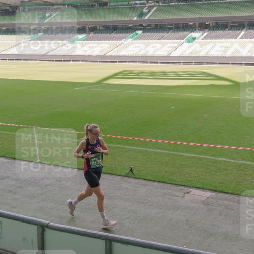 13.09.2026 - 21. swb-Marathon Bremen Michael Burmester http://msf.ph/oto/10325555 13.09.2026 12:55:01 Laufen im Stadion 161, 189, 201, 205, 385, 388, 461, 472, 481, 495, 560, 655, 666, 675, 816, 827, 854, 913, 1053, 1058, 1076, 1197, 1207, 1390, 1419, 1468, 1537, 1551, 1599, 1631, 1645, 1658, 2055, 2125, 2234, 2251, 2319, 2383, 2390, 2474, 2499, 2604, 2623, 2701, 2733, 2801, 2824, 2870, 2882, 2913, 2922, 2962, 2971, 3012, 3054, 3057, 3134, 3175, 3192, 3206, 3241, 3246, 3346, 3356, 3357, 3413, 3706, 3716, 3836, 4137, 4413, 4733, 5277, 5430, 5530, 5867, 6106 meine-sportfotos.de