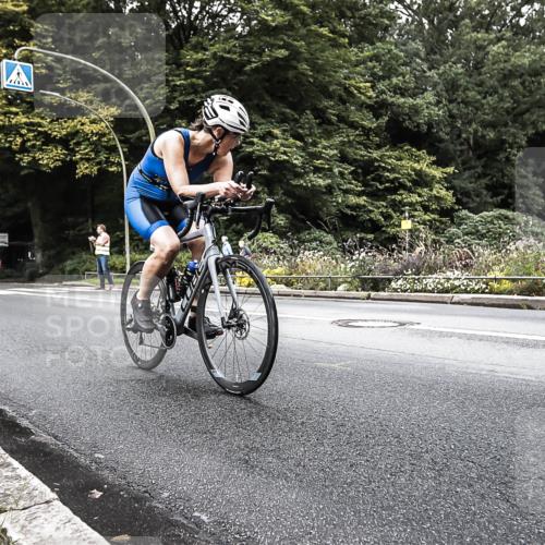 13.09.2026 - Stadtparktriathlon H.Heesch http://msf.ph/oto/10325578 13.09.2026 11:35:54 Radfahren 803, 808, 815, 924 meine-sportfotos.de