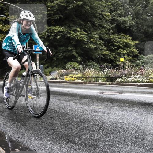 13.09.2026 - Stadtparktriathlon H.Heesch http://msf.ph/oto/10325580 13.09.2026 12:46:57 Radfahren 1162, 1189, 1218 meine-sportfotos.de