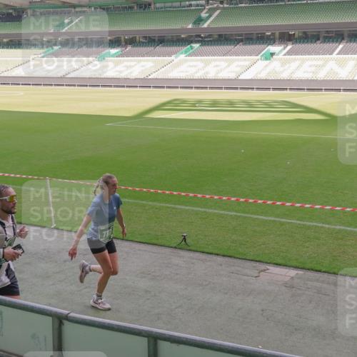 13.09.2026 - 21. swb-Marathon Bremen Michael Burmester http://msf.ph/oto/10325581 13.09.2026 12:55:03 Laufen im Stadion 161, 189, 201, 205, 385, 388, 411, 461, 472, 481, 495, 655, 666, 675, 816, 827, 854, 913, 1053, 1058, 1076, 1197, 1207, 1390, 1419, 1468, 1537, 1551, 1599, 1631, 1645, 1658, 2055, 2122, 2125, 2234, 2251, 2319, 2383, 2390, 2474, 2499, 2604, 2623, 2701, 2733, 2801, 2824, 2870, 2882, 2913, 2922, 2962, 2971, 3012, 3054, 3057, 3134, 3175, 3192, 3206, 3241, 3246, 3346, 3356, 3357, 3413, 3706, 3716, 3836, 4137, 4413, 4733, 5277, 5430, 5530, 5867, 6106 meine-sportfotos.de