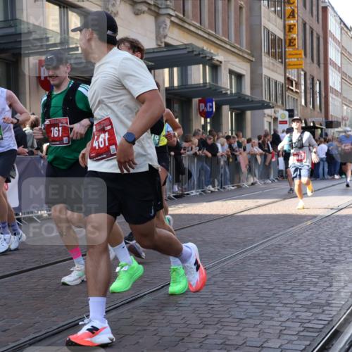 13.09.2026 - 21. swb-Marathon Bremen Strokosch-Dieckow http://msf.ph/oto/10325587 13.09.2026 13:19:56 Ziel 201, 205, 232, 334, 431, 655, 1058, 1197, 1252, 1390, 1537, 1750, 1931, 2122, 2343, 2577, 2807, 2885, 2903, 2953, 3685, 3690, 4287, 4351, 5137, 5340, 5389, 5450, 5583, 5837, 6663, 6901, 7018, 7341, 7531, 7664, 8178, 9047, 9518, 9756, 13222, 161, 411, 431, 461, 495, 511, 926, 1010, 1053, 1232, 1252, 1281, 1468, 1535, 1551, 1642, 1972, 2870, 2906, 3240, 3319, 3411, 3966, 4101, 4479, 4480, 5813, 5837, 7037, 7140, 7404, 7488, 7655, 8185, 8263, 9082, 9359, 9984, 13163, 13192 meine-sportfotos.de