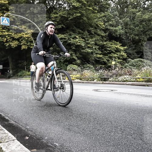 13.09.2026 - Stadtparktriathlon H.Heesch http://msf.ph/oto/10325595 13.09.2026 11:36:01 Radfahren 713, 721, 794, 798, 862 meine-sportfotos.de