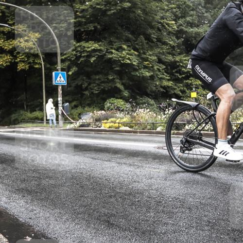13.09.2026 - Stadtparktriathlon H.Heesch http://msf.ph/oto/10325602 13.09.2026 12:47:20 Radfahren 1123, 1250, 1251 meine-sportfotos.de