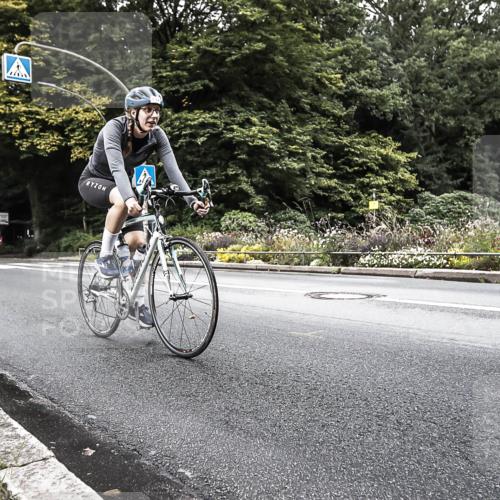 13.09.2026 - Stadtparktriathlon H.Heesch http://msf.ph/oto/10325611 13.09.2026 11:36:07 Radfahren 716, 718, 721, 916 meine-sportfotos.de
