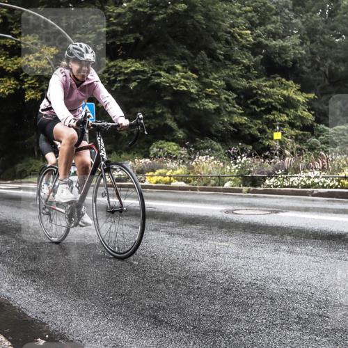 13.09.2026 - Stadtparktriathlon H.Heesch http://msf.ph/oto/10325613 13.09.2026 12:47:20 Radfahren 1123, 1250, 1251 meine-sportfotos.de
