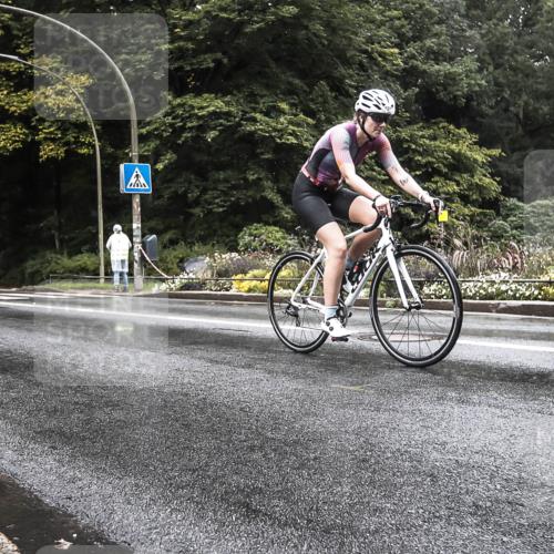 13.09.2026 - Stadtparktriathlon H.Heesch http://msf.ph/oto/10325618 13.09.2026 12:47:21 Radfahren 1123, 1250, 1251 meine-sportfotos.de