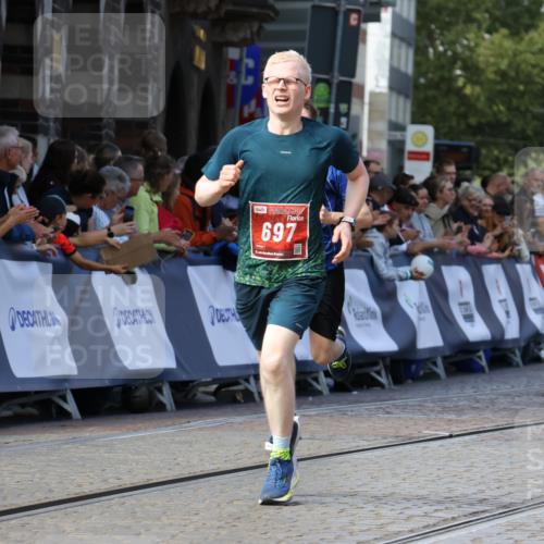 13.09.2026 - 21. swb-Marathon Bremen Strokosch-Dieckow http://msf.ph/oto/10325622 13.09.2026 13:11:26 Ziel 335, 697, 1349, 2021, 2087, 2759, 3440, 3448, 3484, 3647, 4429, 4475, 4571, 5079, 6471, 6657, 8183, 8474, 9410, 9618, 9622, 9762, 382, 6059, 7109, 8982 meine-sportfotos.de