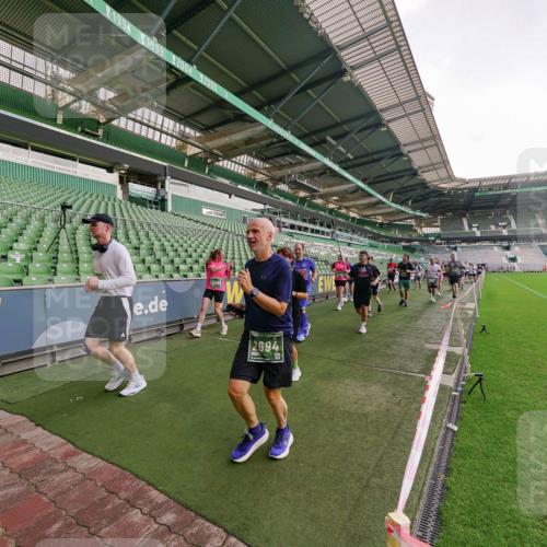 13.09.2026 - 21. swb-Marathon Bremen Michael Burmester http://msf.ph/oto/10325639 13.09.2026 13:29:17 Laufen im Stadion 111, 171, 220, 422, 476, 478, 685, 729, 754, 767, 829, 925, 986, 1079, 1217, 1220, 1242, 1270, 1298, 1325, 1384, 1496, 1615, 1633, 1634, 1741, 1777, 1886, 1958, 1983, 2238, 2263, 2326, 2365, 2436, 2449, 2472, 2502, 2546, 2574, 2593, 2738, 2740, 2743, 2830, 2862, 2868, 2924, 2991, 3020, 3053, 3061, 3129, 3154, 3238, 3274, 3286, 3321, 3361, 3563, 3589, 3594, 3595, 3605, 3678, 3694, 3755, 3758, 3798, 3826, 3853, 3898, 3929, 3953, 3965, 3971, 3987, 4011, 4056, 4108, 4238 meine-sportfotos.de