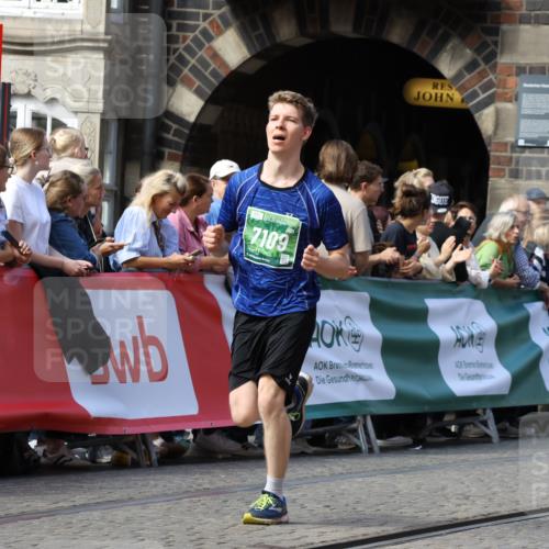 13.09.2026 - 21. swb-Marathon Bremen Strokosch-Dieckow http://msf.ph/oto/10325648 13.09.2026 13:11:29 Ziel 335, 697, 1349, 2021, 2087, 3440, 3448, 3484, 3647, 4429, 5079, 6471, 6657, 8183, 8474, 9410, 9618, 9622, 9762, 5585, 6059, 7109, 8982, 13055 meine-sportfotos.de