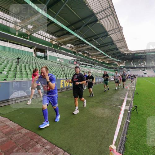 13.09.2026 - 21. swb-Marathon Bremen Michael Burmester http://msf.ph/oto/10325664 13.09.2026 13:29:19 Laufen im Stadion 111, 171, 220, 422, 476, 478, 685, 729, 754, 767, 829, 925, 986, 1079, 1217, 1220, 1242, 1270, 1298, 1325, 1384, 1496, 1615, 1633, 1634, 1741, 1777, 1886, 1958, 1983, 2238, 2263, 2326, 2365, 2436, 2449, 2472, 2502, 2546, 2574, 2593, 2738, 2740, 2743, 2830, 2862, 2868, 2924, 2991, 3020, 3053, 3061, 3129, 3154, 3238, 3274, 3286, 3321, 3361, 3563, 3589, 3594, 3595, 3605, 3678, 3694, 3755, 3758, 3798, 3826, 3853, 3898, 3929, 3953, 3965, 3971, 3987, 4011, 4056, 4108, 4238 meine-sportfotos.de