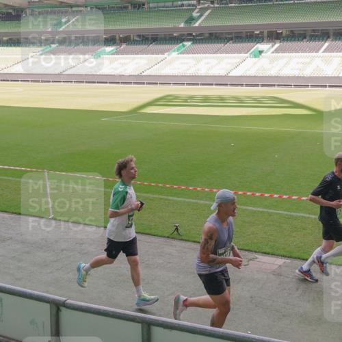 13.09.2026 - 21. swb-Marathon Bremen Michael Burmester http://msf.ph/oto/10325674 13.09.2026 12:55:08 Laufen im Stadion 161, 189, 201, 205, 385, 388, 411, 461, 472, 481, 495, 655, 666, 675, 816, 827, 854, 913, 1053, 1058, 1076, 1197, 1390, 1419, 1468, 1537, 1551, 1599, 1631, 1645, 1658, 2055, 2122, 2125, 2234, 2251, 2319, 2383, 2390, 2474, 2499, 2604, 2623, 2701, 2733, 2801, 2824, 2870, 2882, 2913, 2922, 2962, 2971, 3012, 3054, 3057, 3134, 3175, 3192, 3206, 3241, 3246, 3346, 3356, 3357, 3413, 3706, 3716, 3836, 4135, 4137, 4413, 4733, 5277, 5430, 5530, 5695, 5867, 6106 meine-sportfotos.de