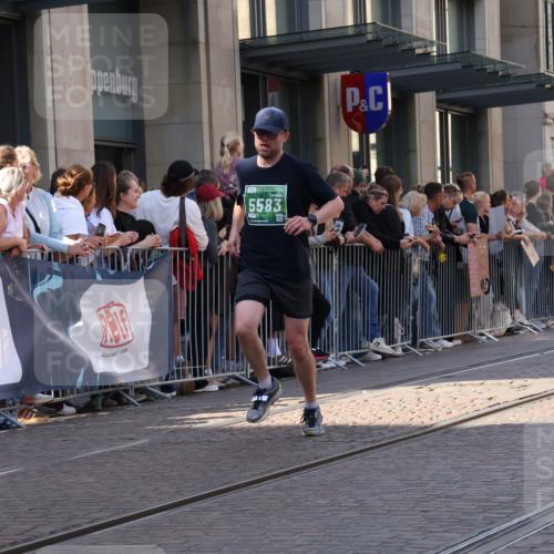 13.09.2026 - 21. swb-Marathon Bremen Strokosch-Dieckow http://msf.ph/oto/10325679 13.09.2026 13:19:59 Ziel 201, 205, 232, 334, 655, 1058, 1197, 1390, 1537, 1646, 1750, 1931, 2122, 2343, 2493, 2577, 2807, 2885, 2903, 2953, 3685, 3690, 4287, 4351, 5137, 5340, 5389, 5450, 5583, 6663, 6901, 7018, 7341, 7531, 7664, 8178, 9047, 9518, 9756, 13222, 161, 411, 431, 461, 495, 511, 1010, 1053, 1252, 1281, 1468, 1551, 1642, 1972, 2343, 2870, 2906, 3240, 3319, 3411, 3966, 4101, 4287, 4479, 4480, 5340, 5813, 5837, 7037, 7404, 7488, 7655, 8185, 8263, 9082, 9359, 9984, 13192 meine-sportfotos.de