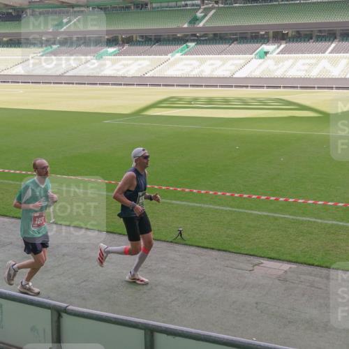 13.09.2026 - 21. swb-Marathon Bremen Michael Burmester http://msf.ph/oto/10325691 13.09.2026 12:55:10 Laufen im Stadion 161, 189, 201, 205, 385, 388, 411, 461, 472, 481, 495, 655, 666, 675, 816, 827, 854, 913, 1053, 1058, 1076, 1197, 1390, 1419, 1468, 1537, 1551, 1599, 1631, 1645, 1658, 2055, 2122, 2125, 2234, 2251, 2260, 2319, 2383, 2390, 2474, 2499, 2604, 2623, 2701, 2733, 2801, 2824, 2870, 2882, 2913, 2922, 2962, 2971, 3012, 3054, 3057, 3134, 3175, 3192, 3206, 3241, 3246, 3346, 3356, 3357, 3413, 3706, 3716, 3836, 4135, 4137, 4413, 4733, 5277, 5430, 5530, 5695, 5867, 6106 meine-sportfotos.de