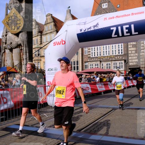 13.09.2026 - 21. swb-Marathon Bremen Tim E. http://msf.ph/oto/10325705 13.09.2026 11:00:57 Ziel 10263, 10272, 10275, 10306, 10369, 10857, 11162, 11180, 11343, 11475, 11556, 11687, 11708, 11769, 11797, 11819, 11838, 11959, 12018, 12397, 12430 meine-sportfotos.de