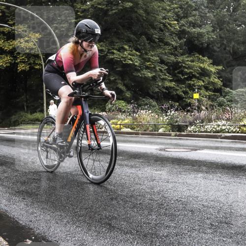 13.09.2026 - Stadtparktriathlon H.Heesch http://msf.ph/oto/10325707 13.09.2026 12:48:13 Radfahren 1163, 1224, 1231, 1291 meine-sportfotos.de