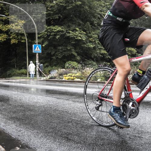 13.09.2026 - Stadtparktriathlon H.Heesch http://msf.ph/oto/10325732 13.09.2026 12:48:32 Radfahren 1127, 1186, 1235, 1271, 1272 meine-sportfotos.de