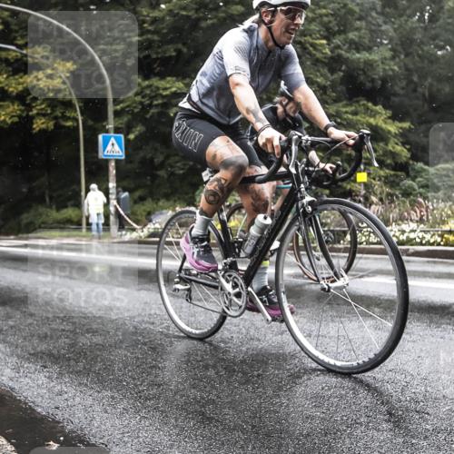 13.09.2026 - Stadtparktriathlon H.Heesch http://msf.ph/oto/10325750 13.09.2026 12:48:45 Radfahren 1198, 1241, 1265 meine-sportfotos.de