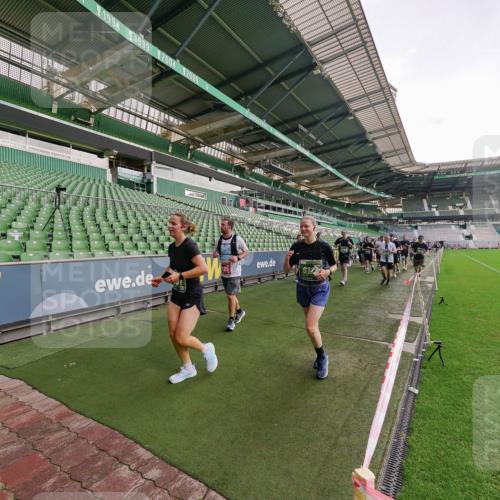 13.09.2026 - 21. swb-Marathon Bremen Michael Burmester http://msf.ph/oto/10325755 13.09.2026 13:29:25 Laufen im Stadion 111, 171, 220, 405, 422, 476, 478, 685, 729, 754, 767, 829, 986, 1079, 1217, 1220, 1242, 1270, 1298, 1325, 1384, 1615, 1633, 1634, 1741, 1777, 1810, 1811, 1886, 1983, 2238, 2263, 2326, 2365, 2436, 2449, 2472, 2546, 2574, 2593, 2615, 2738, 2740, 2743, 2830, 2862, 2868, 2924, 2991, 3020, 3053, 3061, 3129, 3154, 3238, 3274, 3286, 3321, 3361, 3563, 3589, 3594, 3595, 3605, 3678, 3694, 3755, 3758, 3798, 3826, 3853, 3898, 3929, 3953, 3965, 3971, 3987, 4011, 4056, 4108, 4238 meine-sportfotos.de