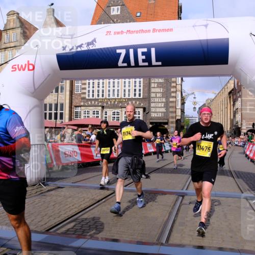 13.09.2026 - 21. swb-Marathon Bremen Tim E. http://msf.ph/oto/10325762 13.09.2026 11:01:01 Ziel 10263, 10272, 10275, 10306, 10367, 10368, 10857, 11055, 11162, 11180, 11247, 11343, 11475, 11556, 11687, 11708, 11797, 11804, 11819, 11838, 11959, 12006, 12397, 12430 meine-sportfotos.de