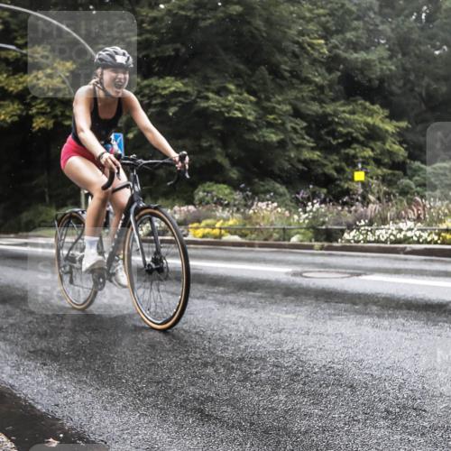 13.09.2026 - Stadtparktriathlon H.Heesch http://msf.ph/oto/10325812 13.09.2026 12:49:12 Radfahren 1118, 1253, 1283 meine-sportfotos.de