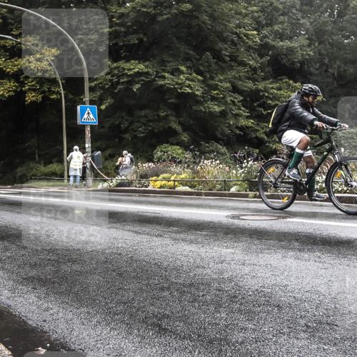 13.09.2026 - Stadtparktriathlon H.Heesch http://msf.ph/oto/10325814 13.09.2026 12:49:16 Radfahren 1253 meine-sportfotos.de