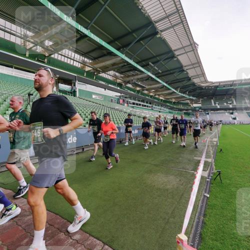 13.09.2026 - 21. swb-Marathon Bremen Michael Burmester http://msf.ph/oto/10325816 13.09.2026 13:29:33 Laufen im Stadion 171, 220, 297, 405, 422, 476, 685, 729, 754, 767, 986, 1079, 1217, 1242, 1270, 1298, 1325, 1384, 1615, 1633, 1634, 1741, 1777, 1810, 1811, 1886, 1983, 2238, 2263, 2326, 2365, 2436, 2449, 2472, 2546, 2574, 2593, 2615, 2738, 2740, 2743, 2830, 2862, 2868, 2924, 2991, 3020, 3053, 3061, 3129, 3154, 3227, 3238, 3274, 3286, 3321, 3361, 3563, 3589, 3594, 3595, 3605, 3678, 3694, 3755, 3758, 3798, 3826, 3853, 3898, 3929, 3953, 3965, 3971, 3987, 4011, 4056, 4108, 4238 meine-sportfotos.de