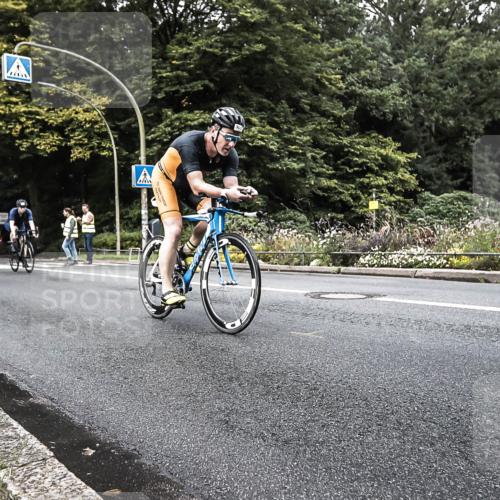 13.09.2026 - Stadtparktriathlon H.Heesch http://msf.ph/oto/10325829 13.09.2026 11:37:42 Radfahren 790, 824, 853, 903 meine-sportfotos.de